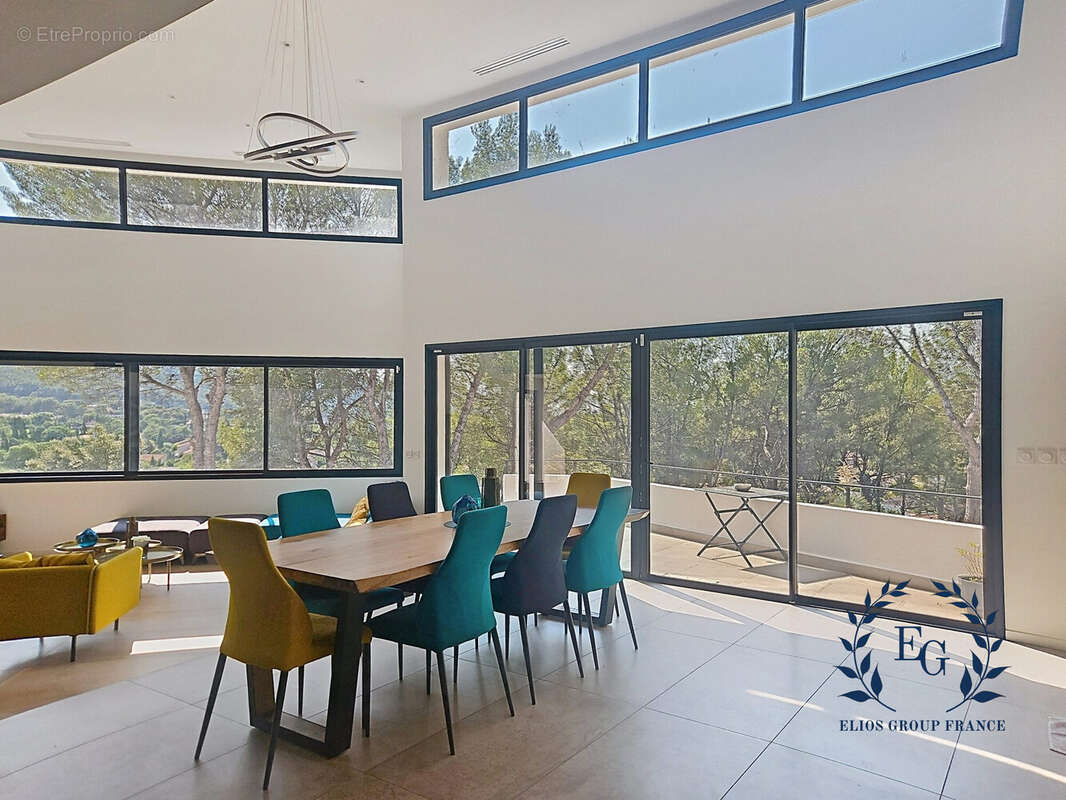 Maison 510 m² à Aubagne  - photo 9