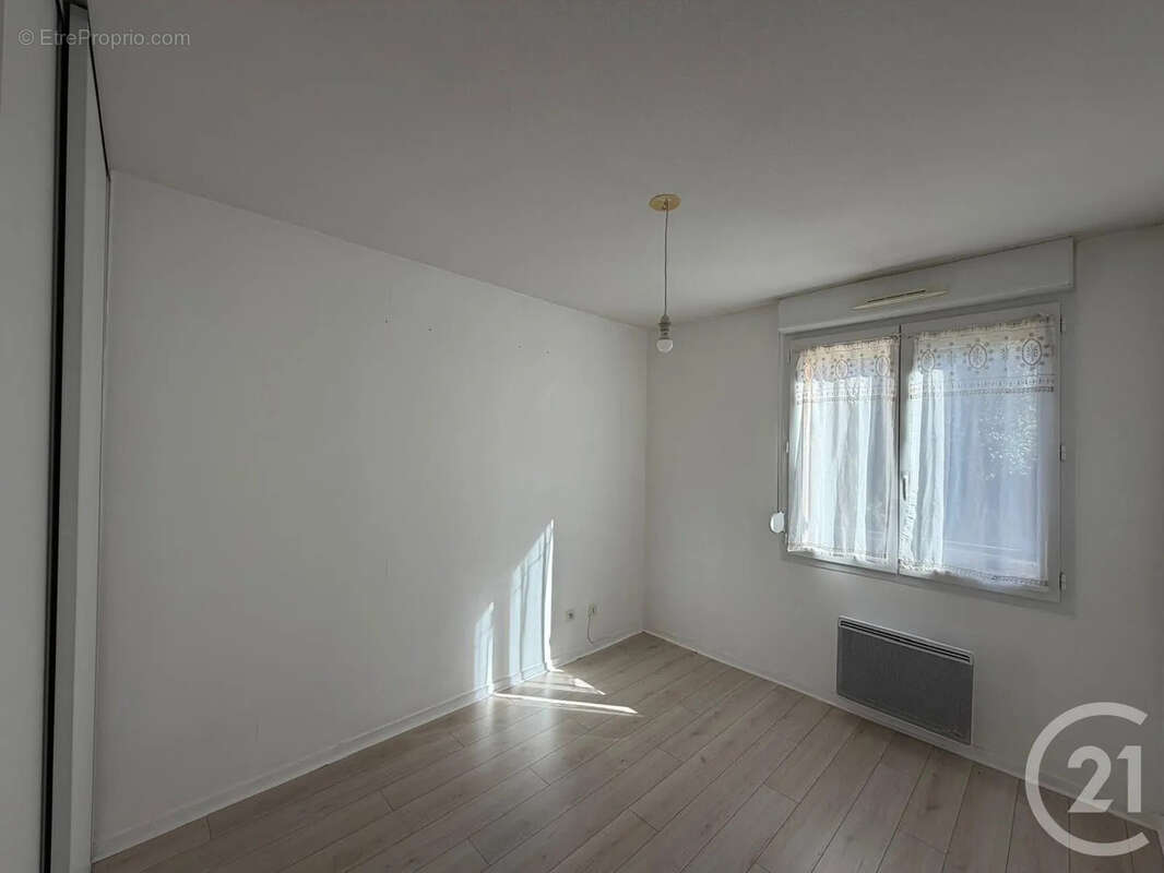 Appartement 54 m² à Annonay  - photo 4