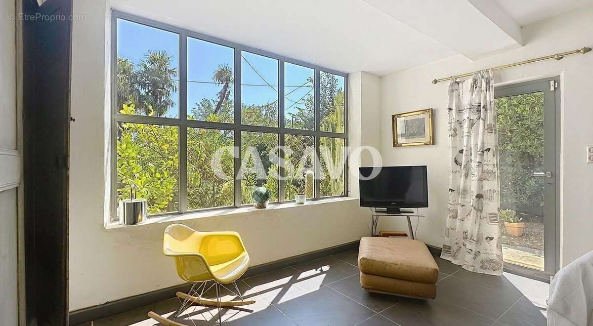 Vente Maison 7 pièces de 270m² - 13280 Arles - photo 19