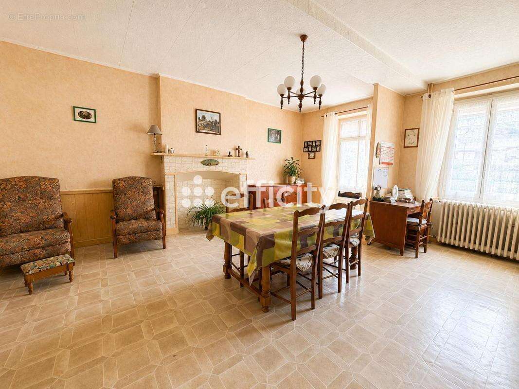 Maison 94 m² à La Guerche-De-Bretagne  - photo 8