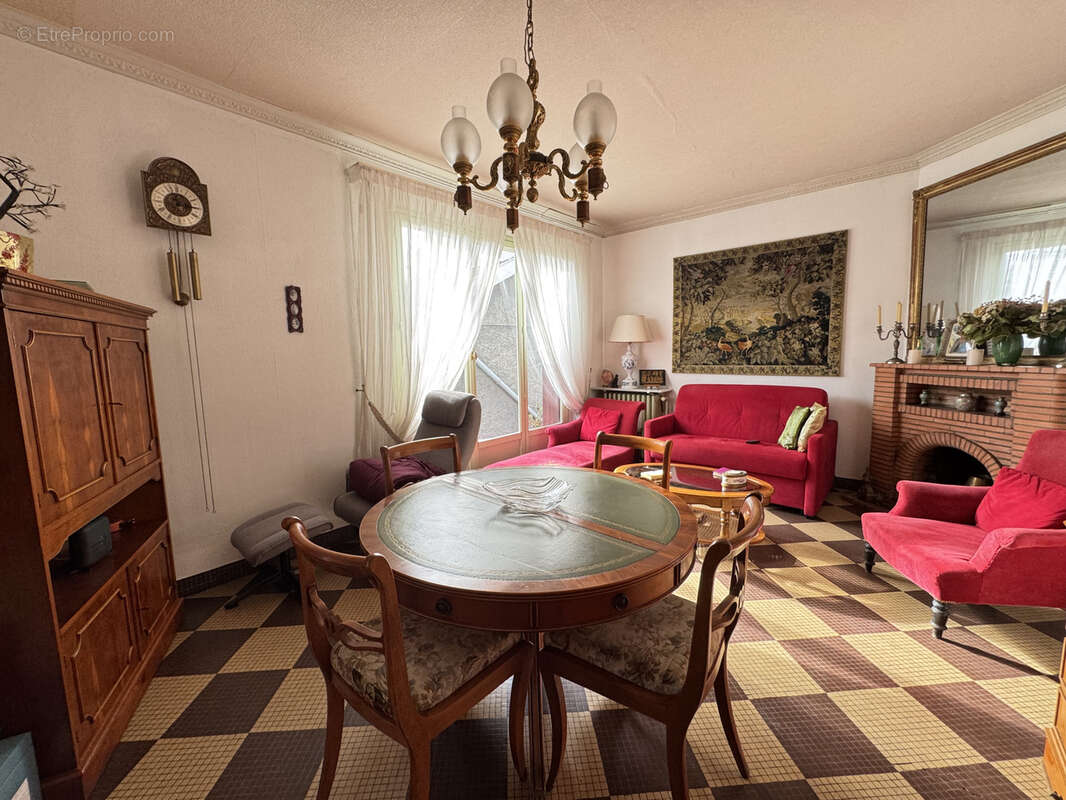 St Maur la Varenne maison 5p 81m2 terrain 400m2 - photo 6