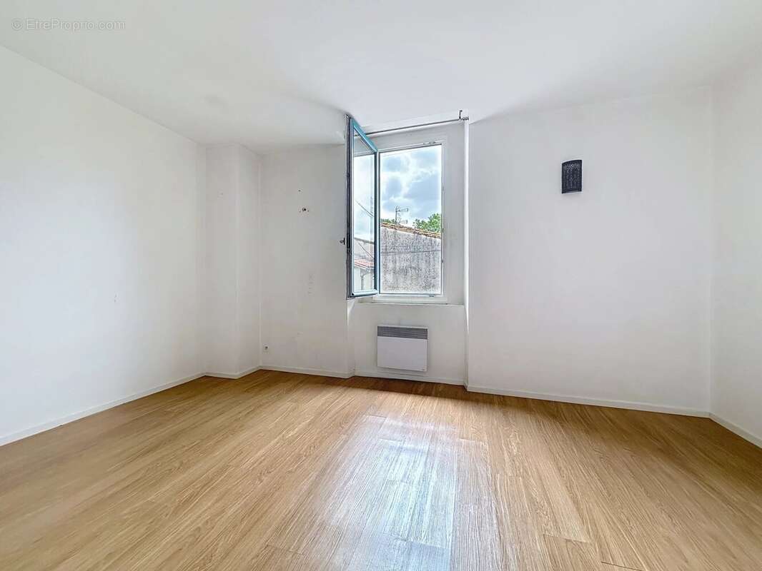 Commerce à PORTET-SUR-GARONNE