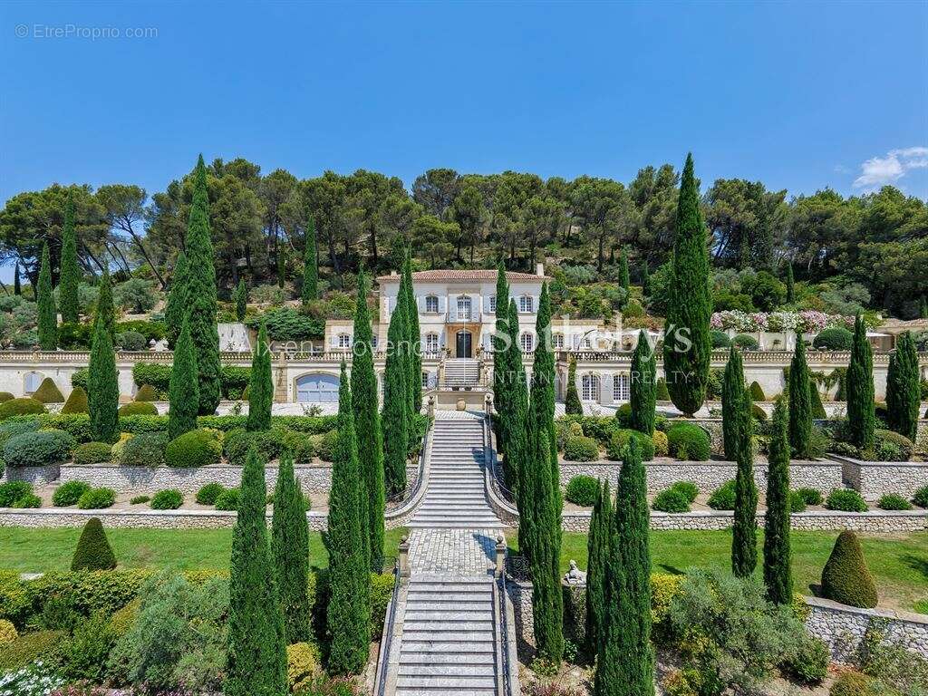 La propriété la plus exclusive d'Aix-en-Provence face à la Sainte-Victoire - photo 3