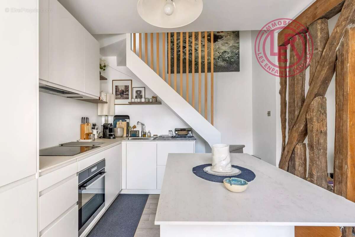Appartement à PARIS-2E