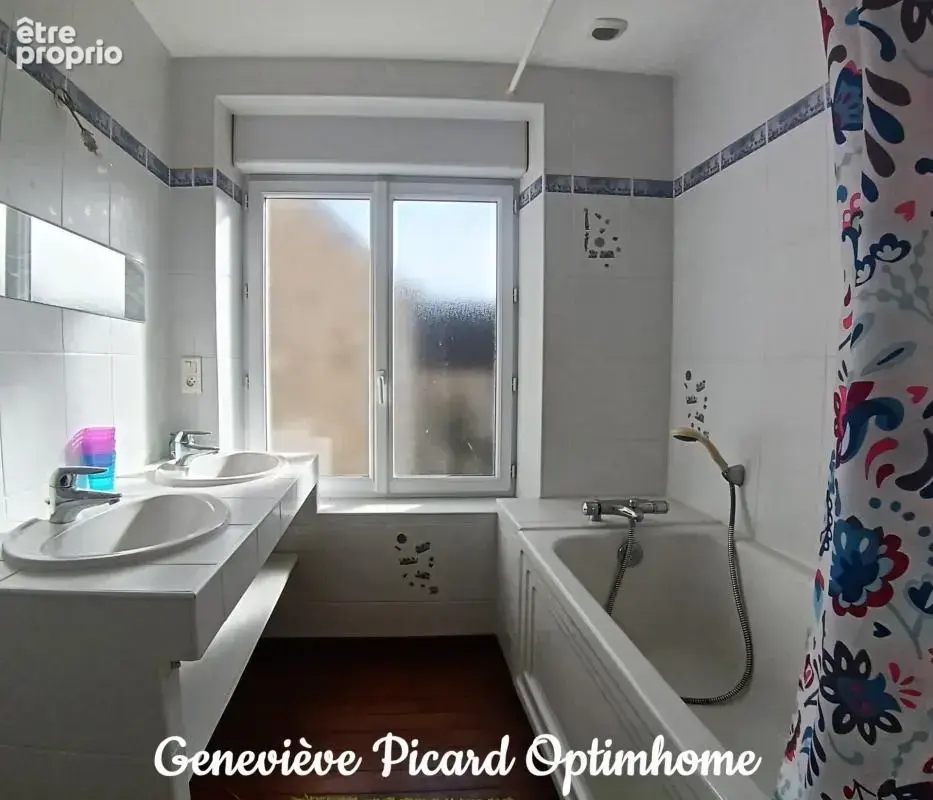 ​Maison de caractère en pierre de 189 m² — 5 chambres, dépendance et cour en cœur de bourg - photo 10