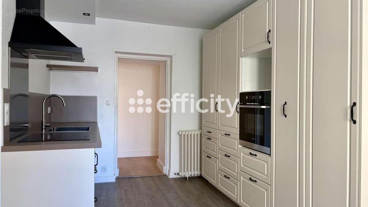 Appartement à LAMBALLE