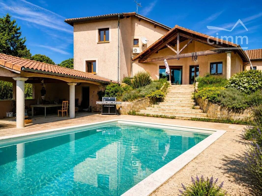 Maison à ROCHE