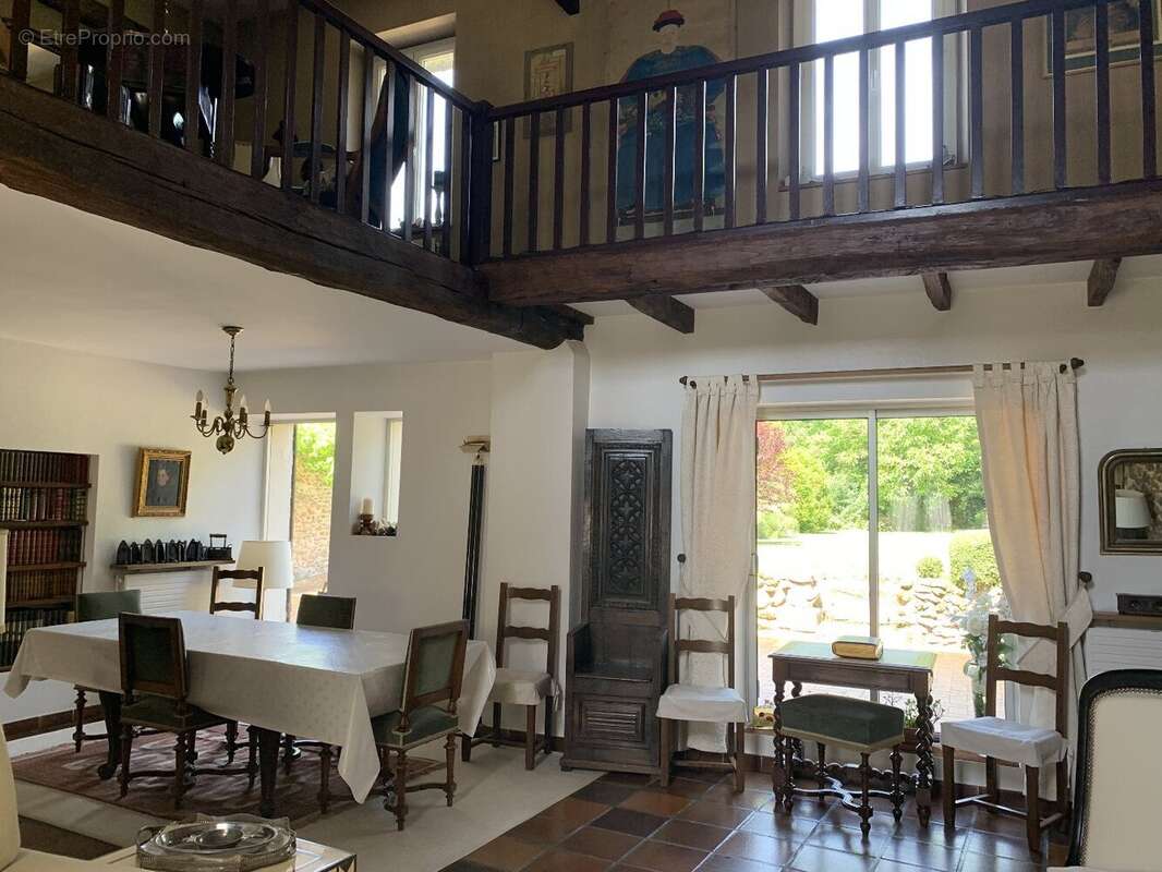Maison à EGLY