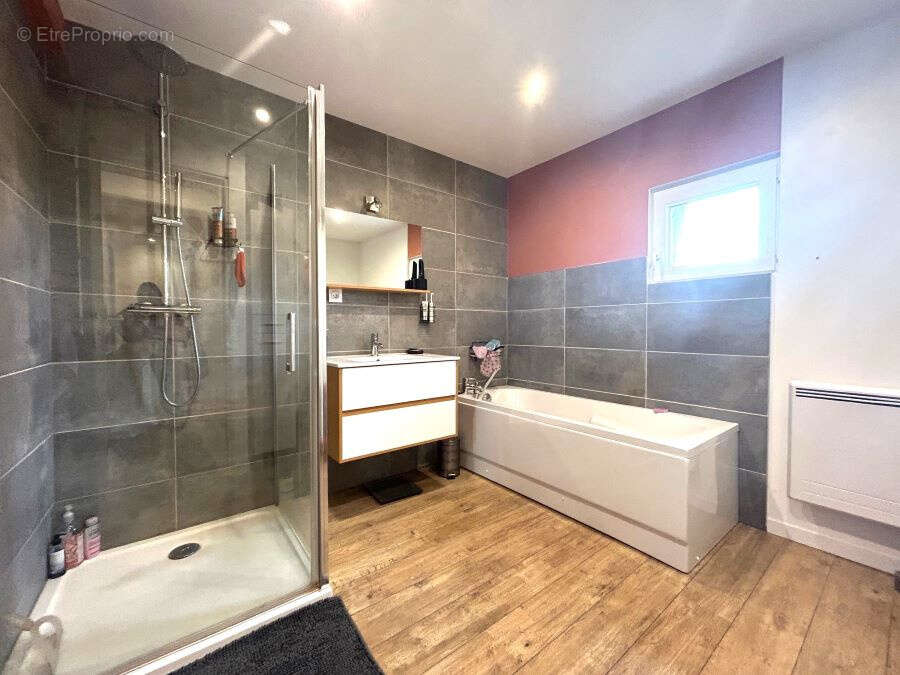 Maison à CHATEAU-L&#039;ABBAYE