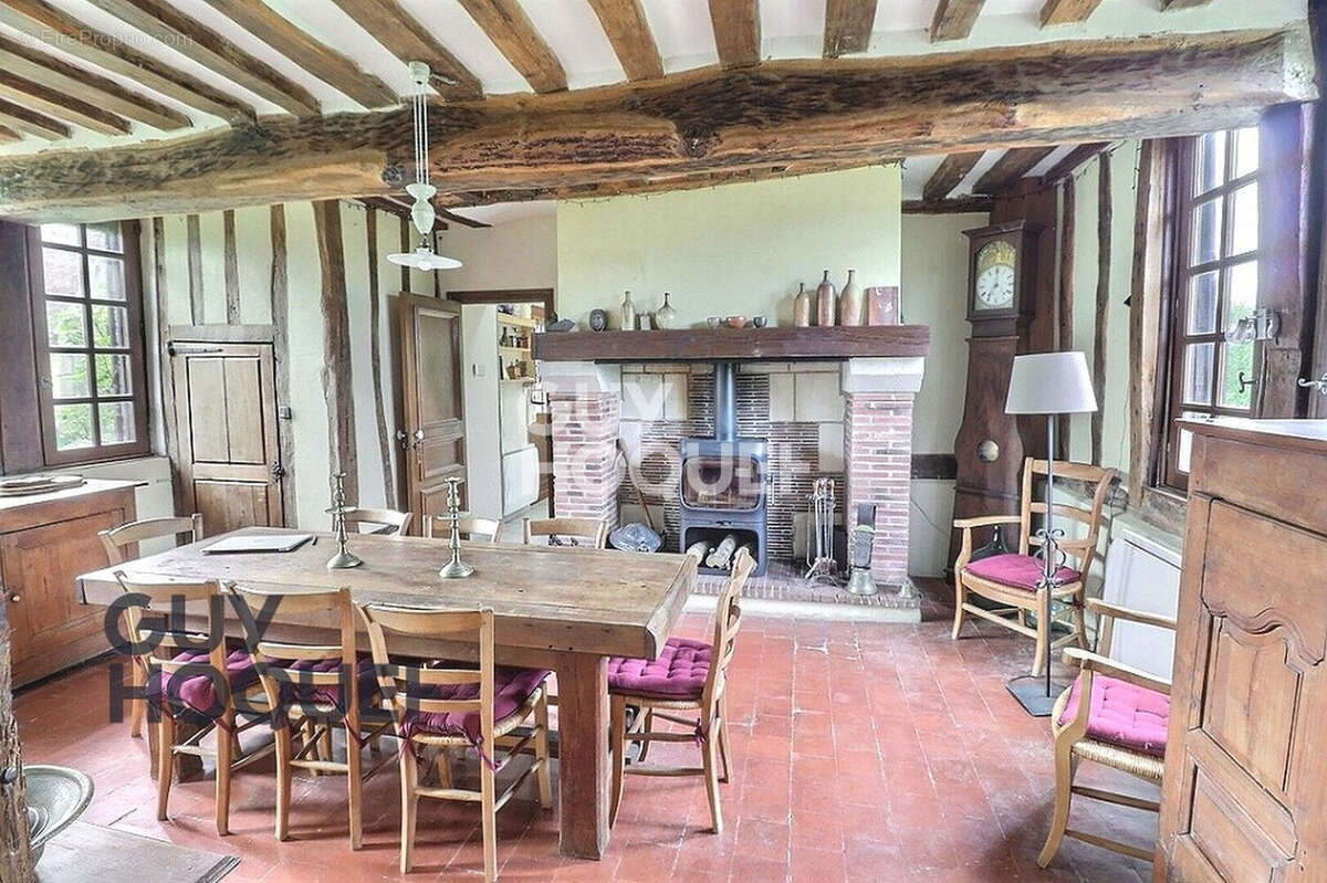 Maison à BERNAY