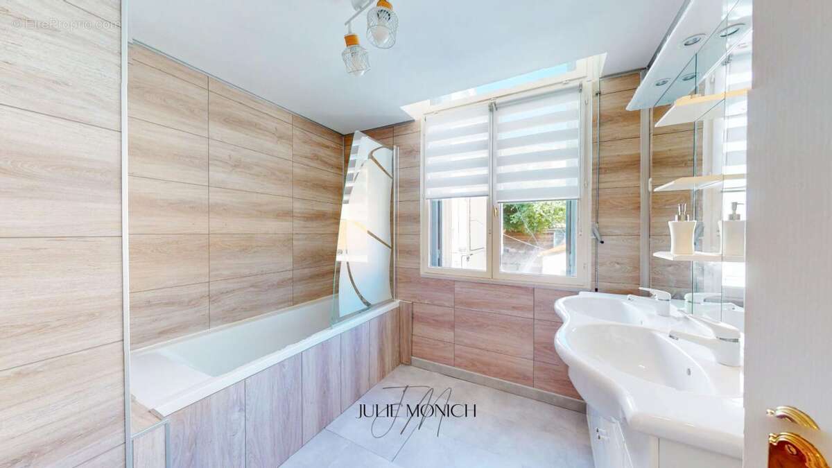 A deux pas de la plage, 3 chambres, parking - photo 9