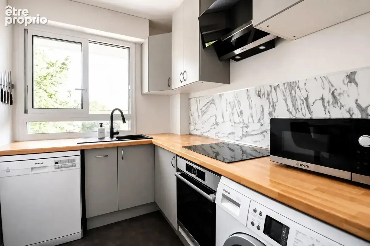 Appartement de 4 pièces de 79 m² à Garches - photo 4
