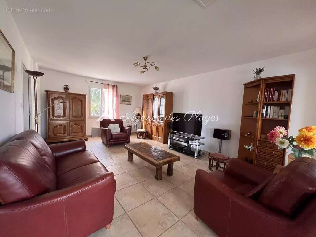 Maison à MESCHERS-SUR-GIRONDE