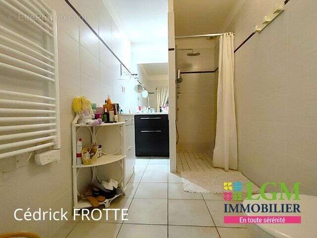 Maison à MONTELIMAR