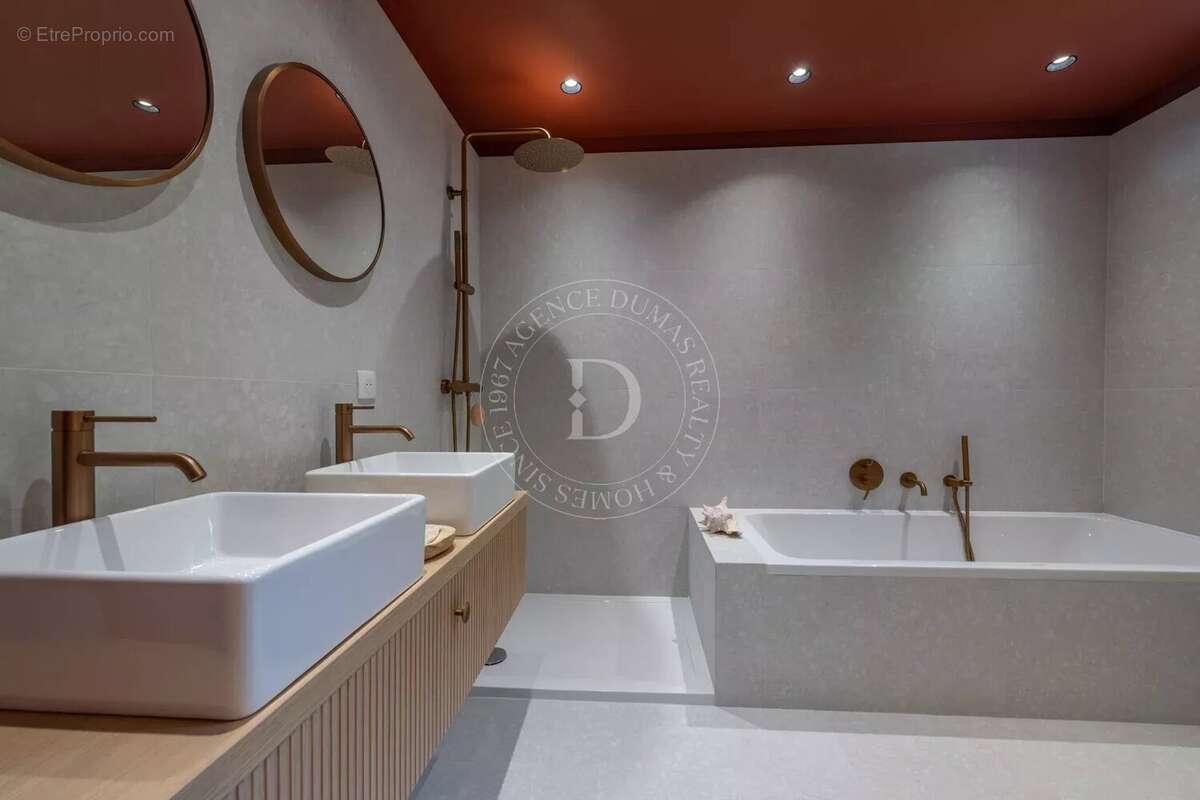 Appartement à VILLEFRANCHE-SUR-MER