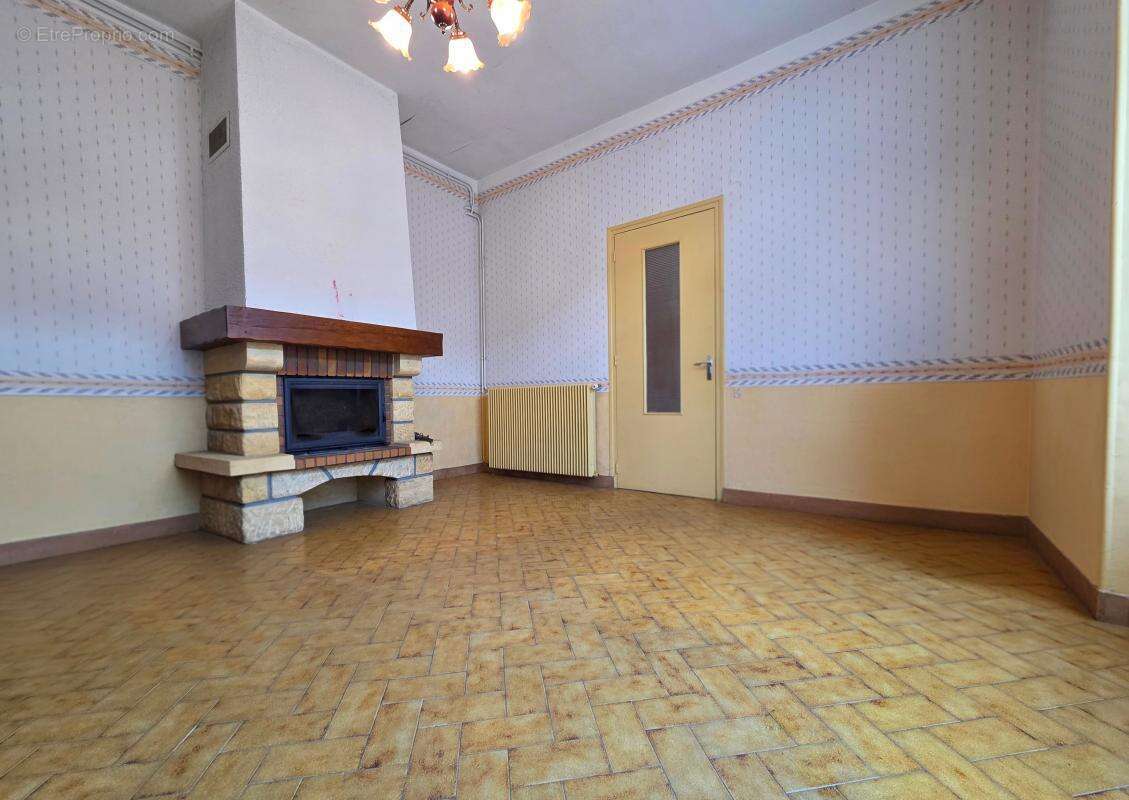 Maison à SAINT-PIERRE-D'ENTREMONT