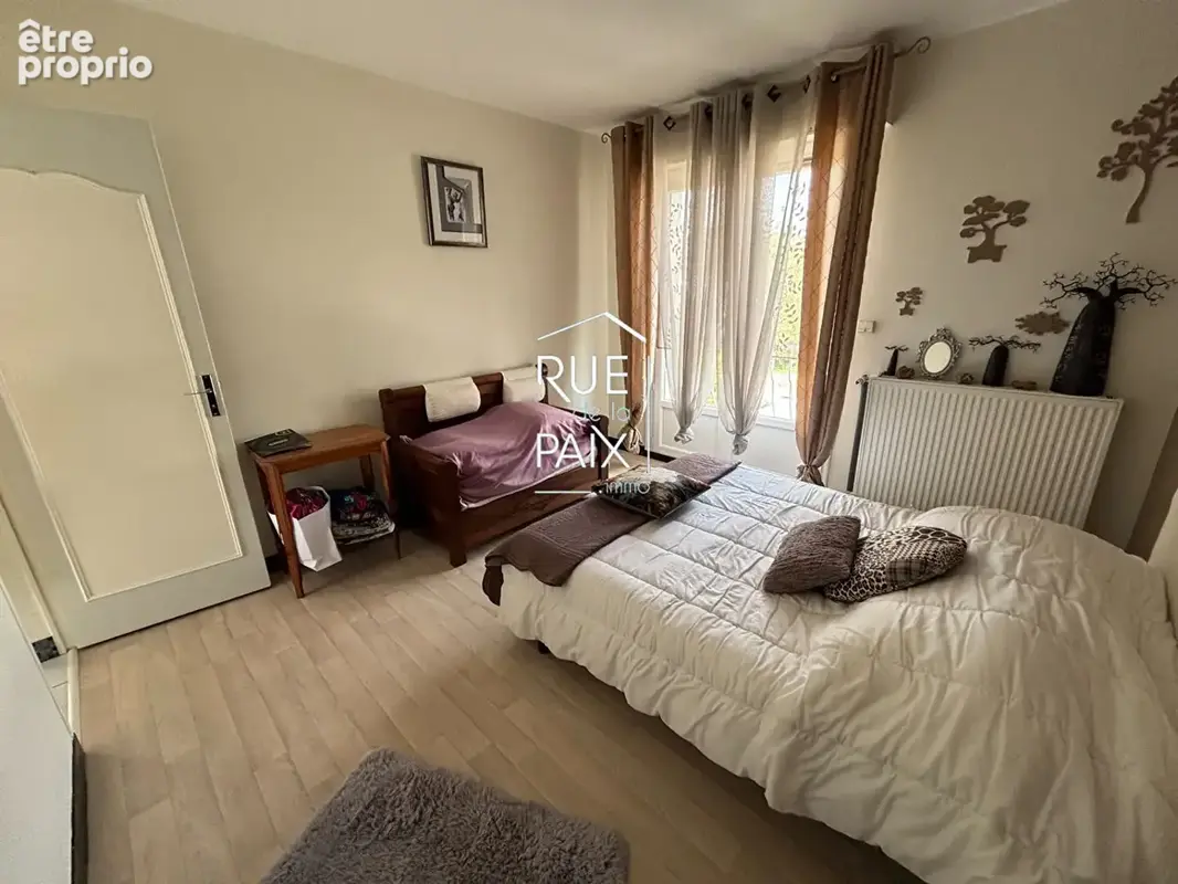 Maison Chatellerault 5 pièce(s) 148.66 m2 - photo 2