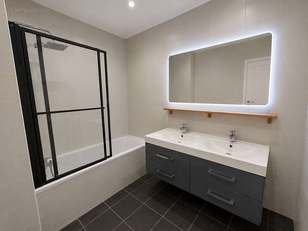 Appartement à AMNEVILLE