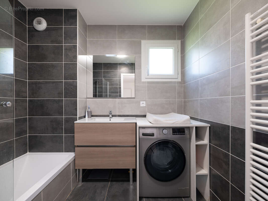 Appartement à SAINT-JORIOZ