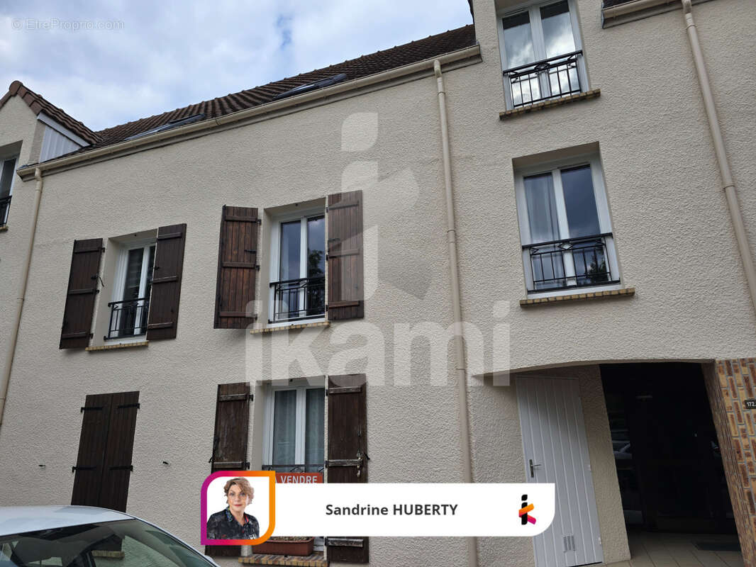 F2 rénové avec jardin et parking à Noisy Le Grand - photo 8