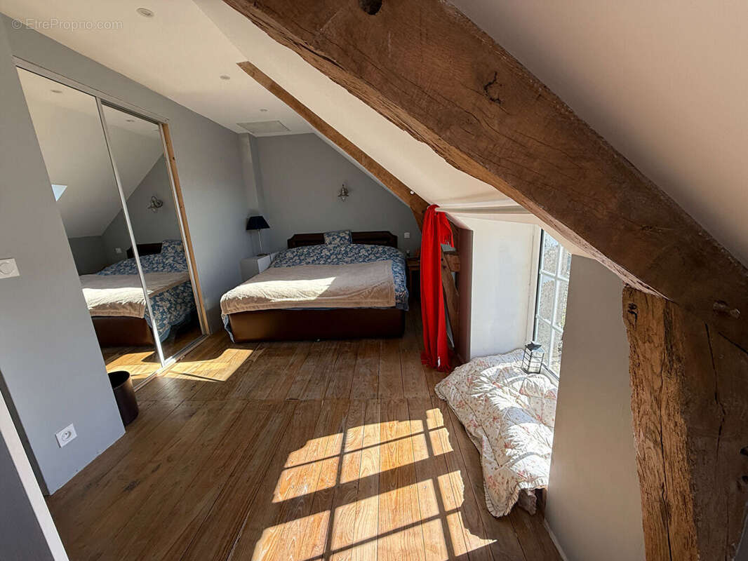 Maison à NOYAL-SOUS-BAZOUGES