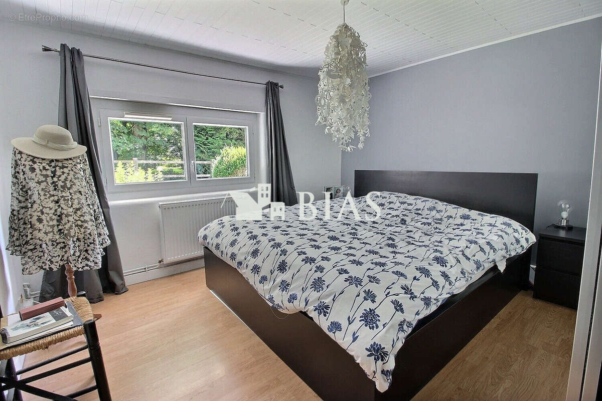 Maison 220 m² à Bourg-Achard  - photo 8
