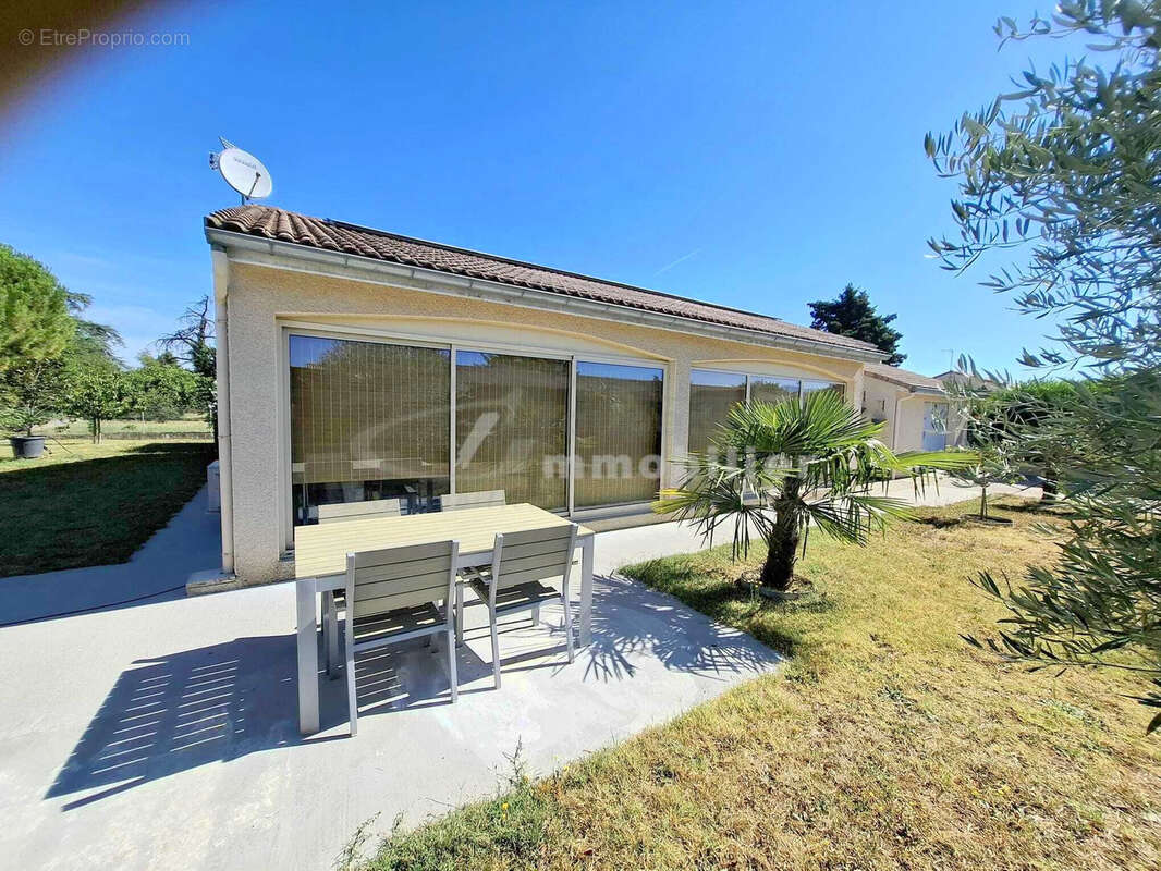 Maison à ROMANS-SUR-ISERE
