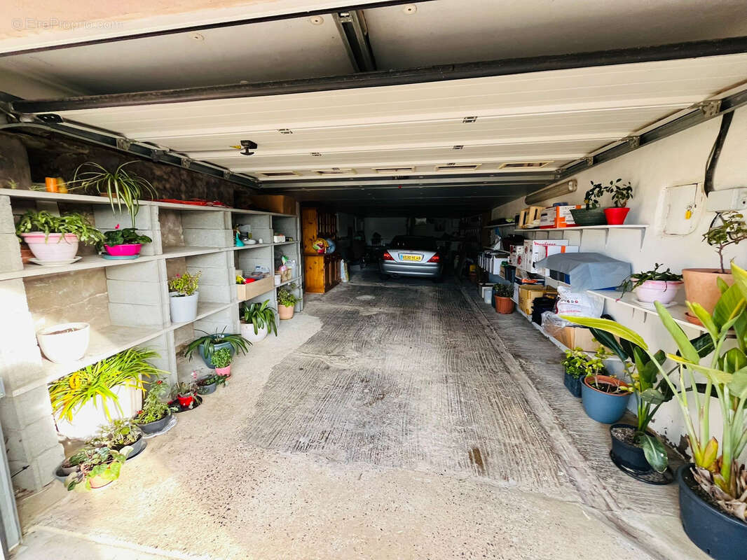 Maison à MONTREVAULT