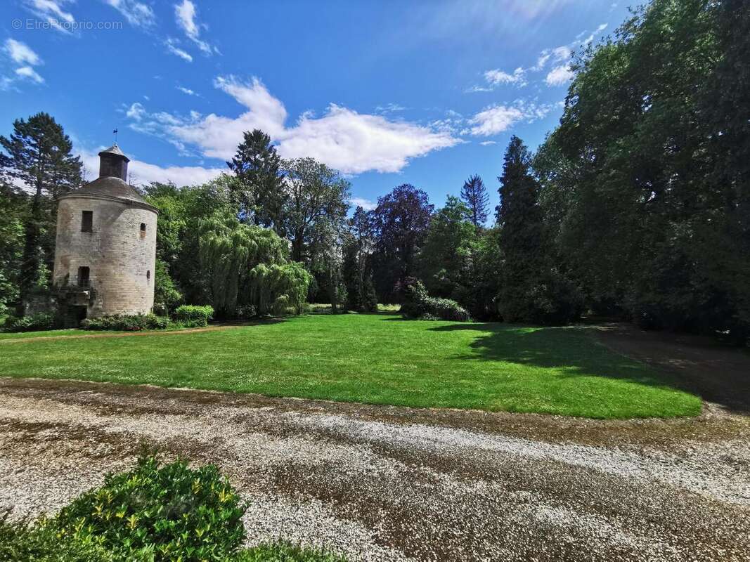 Maison 310 m² à Cambrai  - photo 9