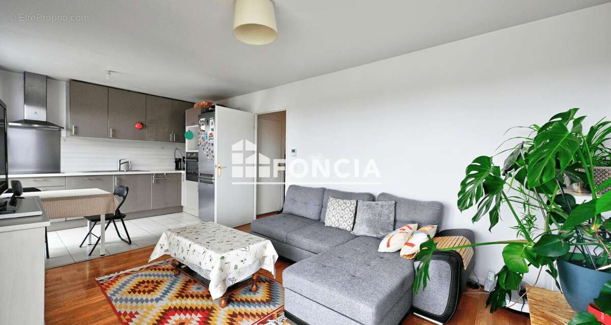 Appartement à MANTES-LA-VILLE