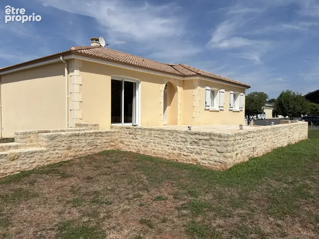10 mn Objat, 25 mn Brive centRe et 20 mn  A20 - photo 23