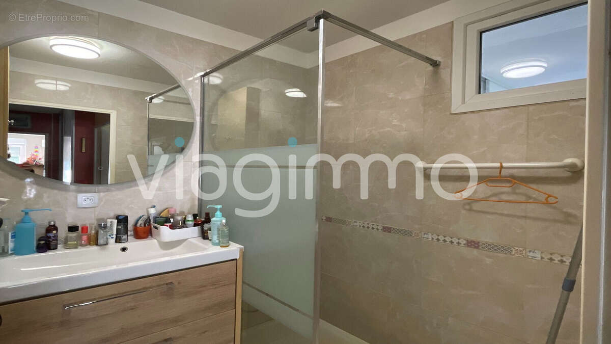 Appartement à MARSEILLE-15E