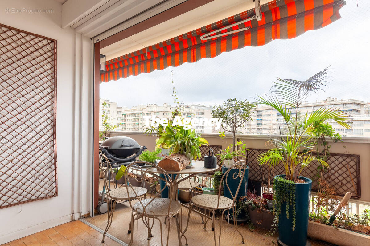 Appartement à MARSEILLE-8E