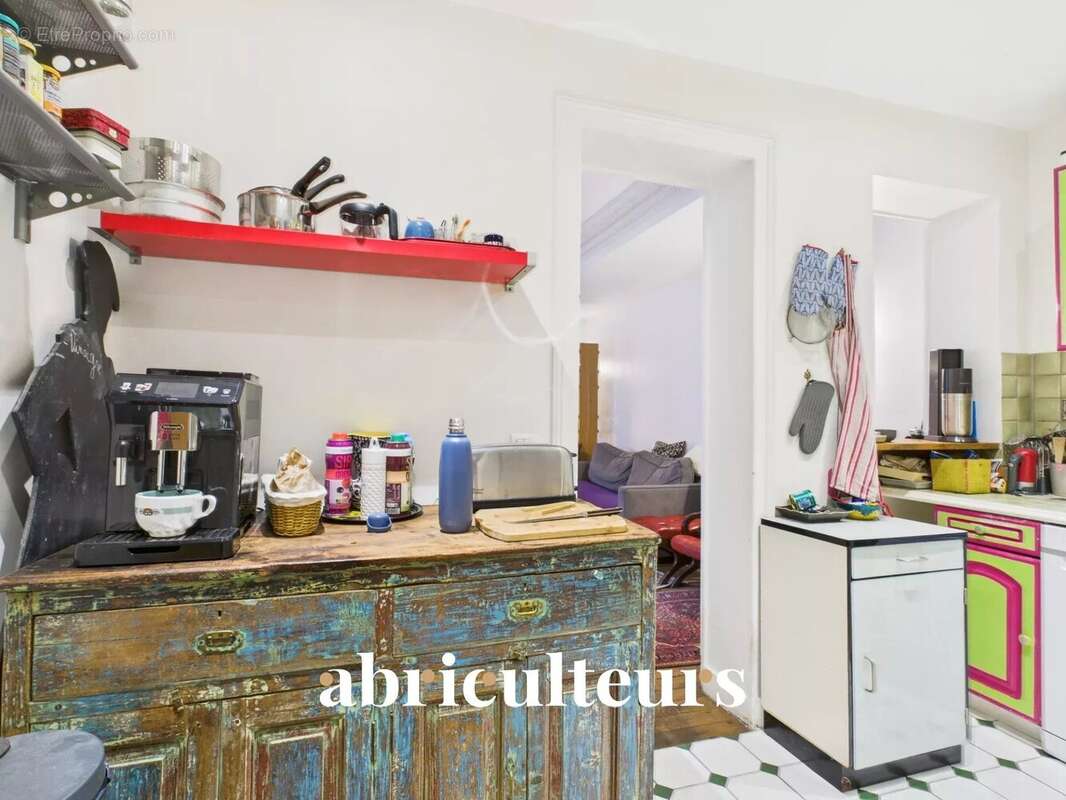 Appartement à PARIS-10E