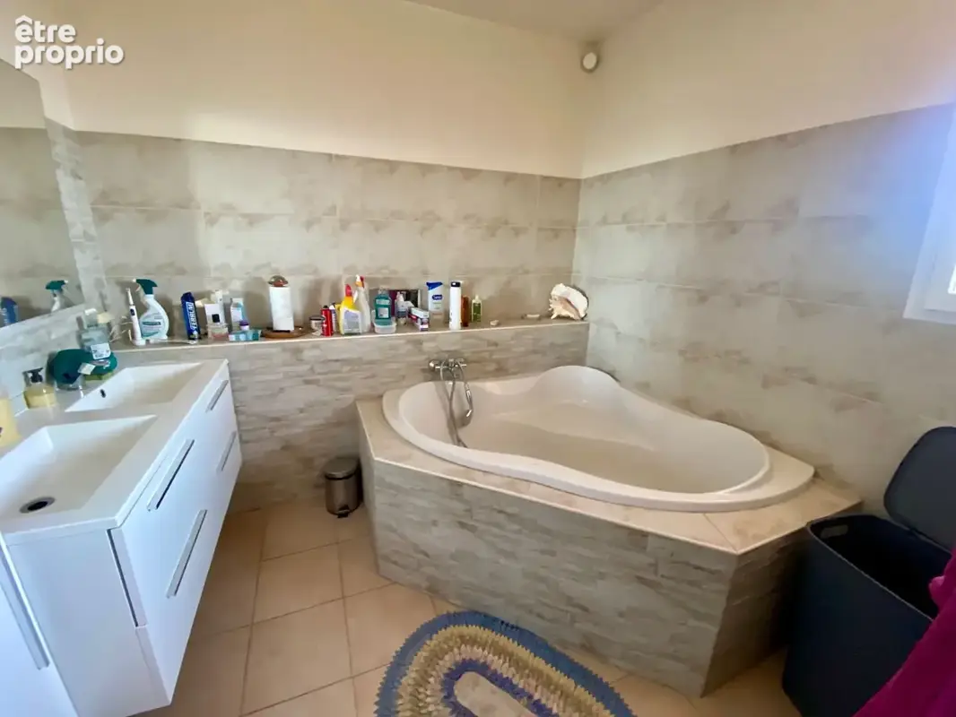 SANT ANDRE DE LA ROCHE VILLA 162.60m²  sur 1513m² de terrain vue mer - photo 8