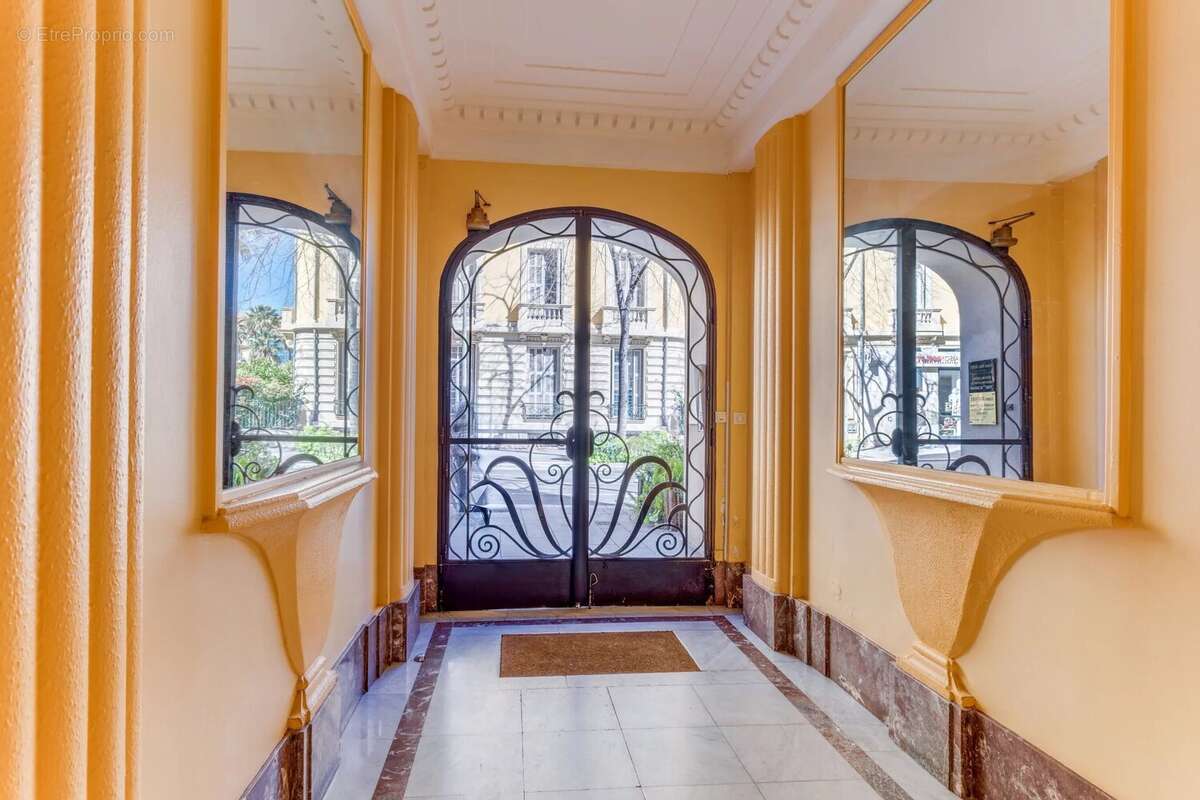 Appartement à NICE