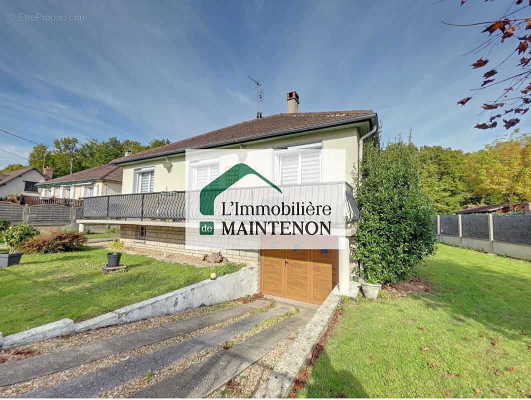 Maison à MAINTENON