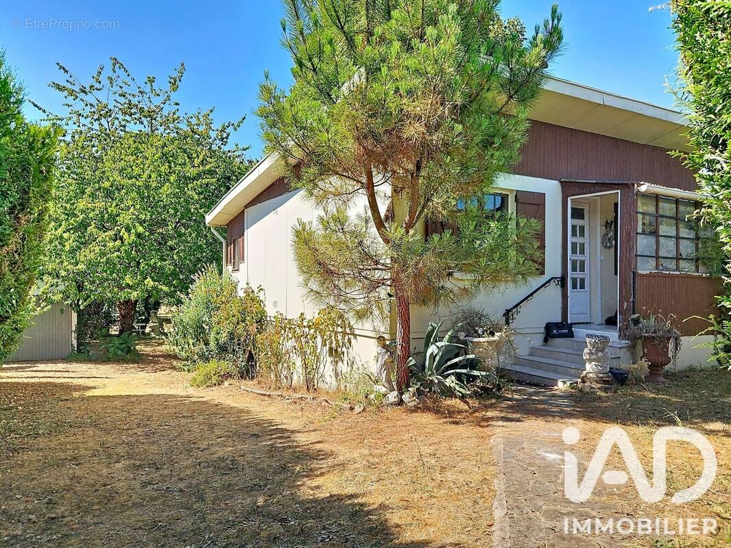 Photo 1 - Maison à CHARMOY
