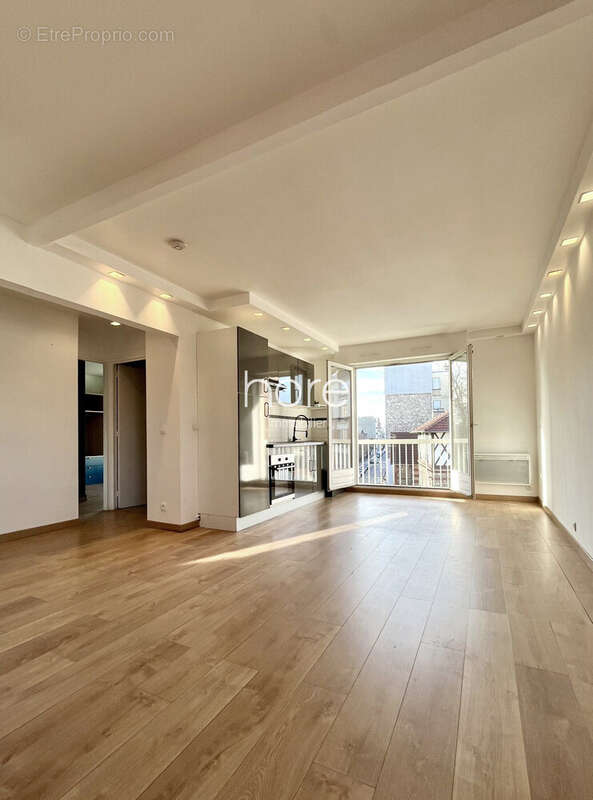 Appartement à ASNIERES-SUR-SEINE