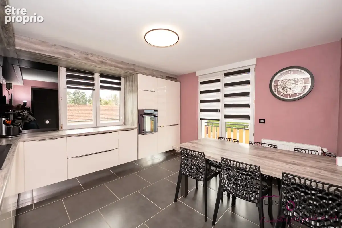 Maison - vuillecin - 200m2 - 6 chambres - photo 21