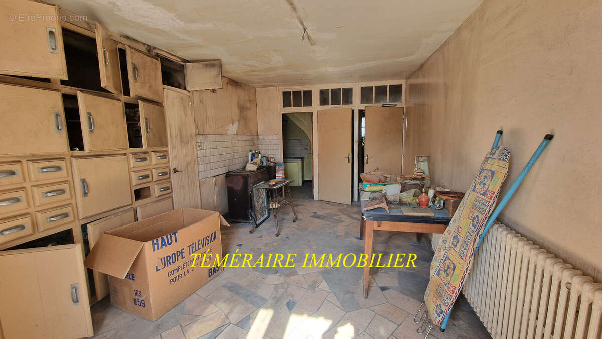 Champagnole 10 mins - Ancienne ferme de 174m2 - photo 10