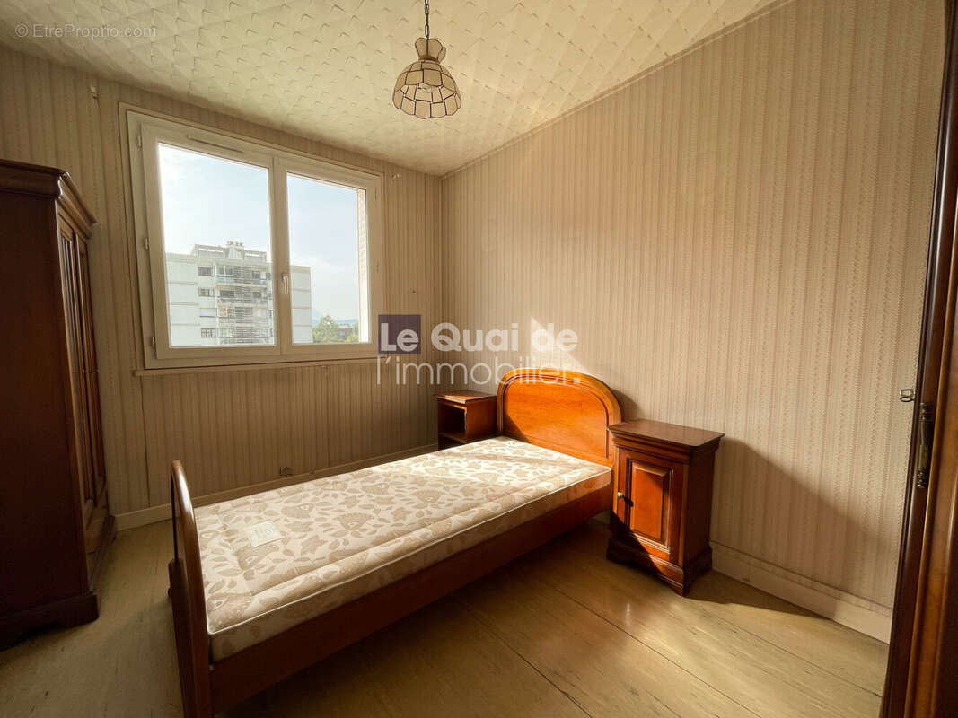 Appartement à MEYLAN