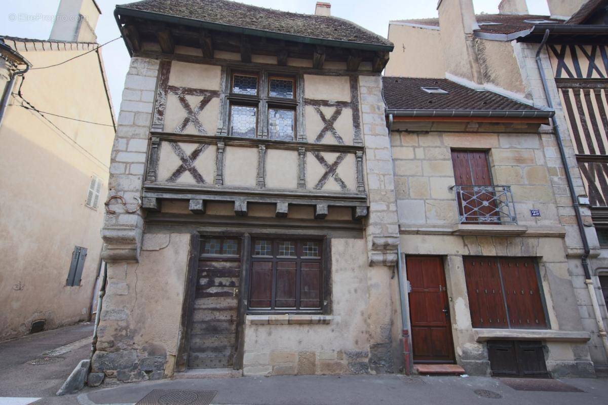 Maison à AUTUN