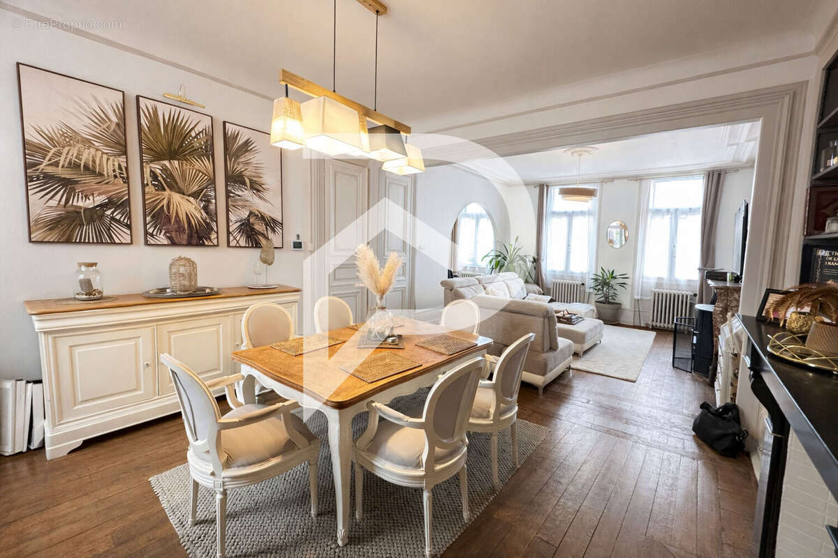 Maison à LE CATEAU-CAMBRESIS