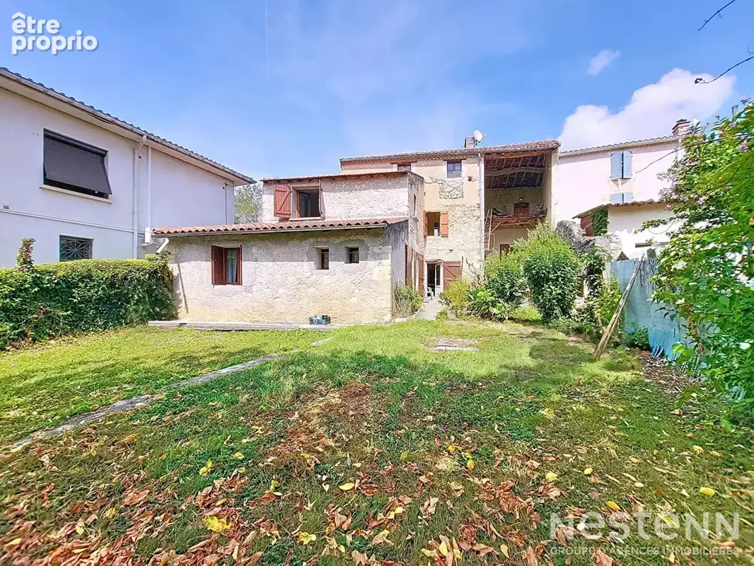 A Vendre Maison de ville en pierre de 123 m² habitable de plain-pied à proximité immédiate des commodités - photo 19