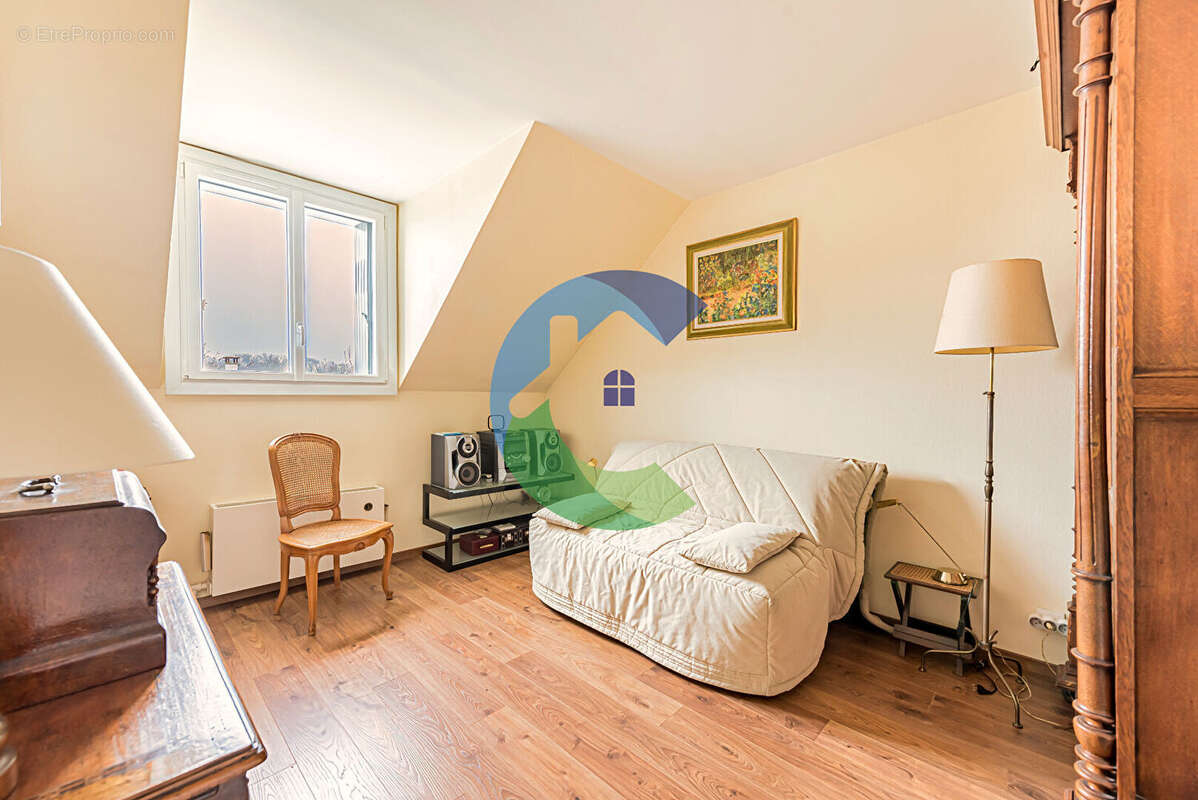 Maison à EPINAY-SUR-ORGE