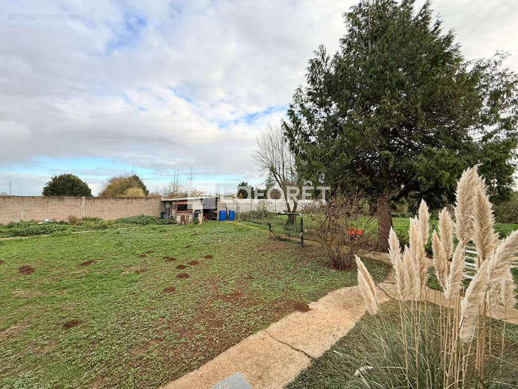 Maison à FRENOUVILLE