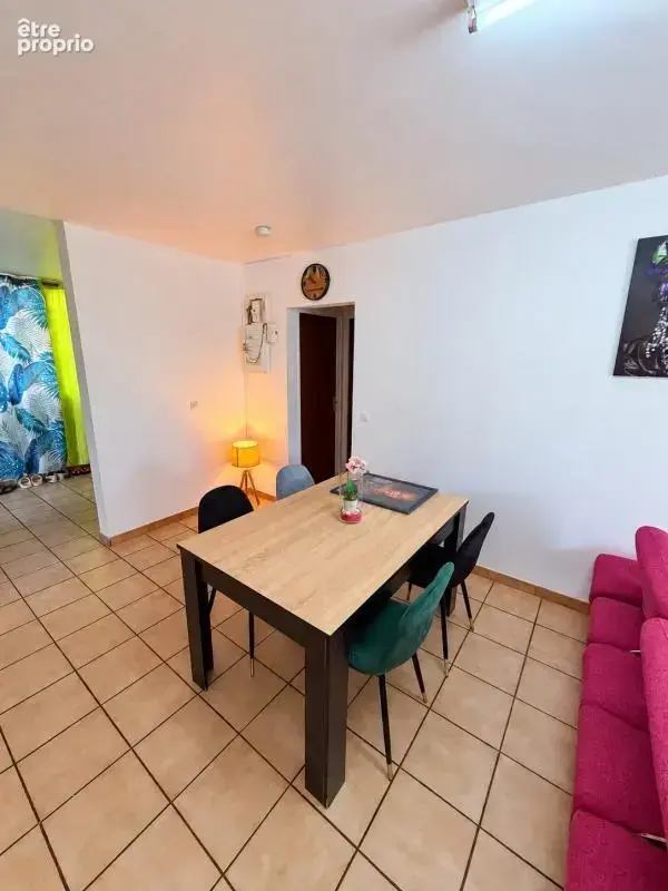 Appartement F4 à Sainte-Marie, résidence calme, proche de toutes commodités - photo 5