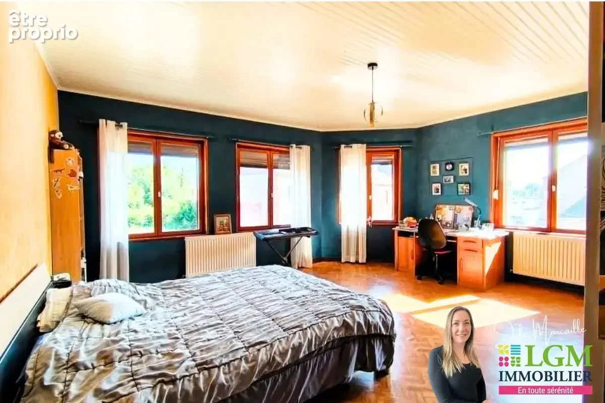  Maison semi-individuelle de 165 m² – De beaux volumes pour toute la famille ! - photo 9