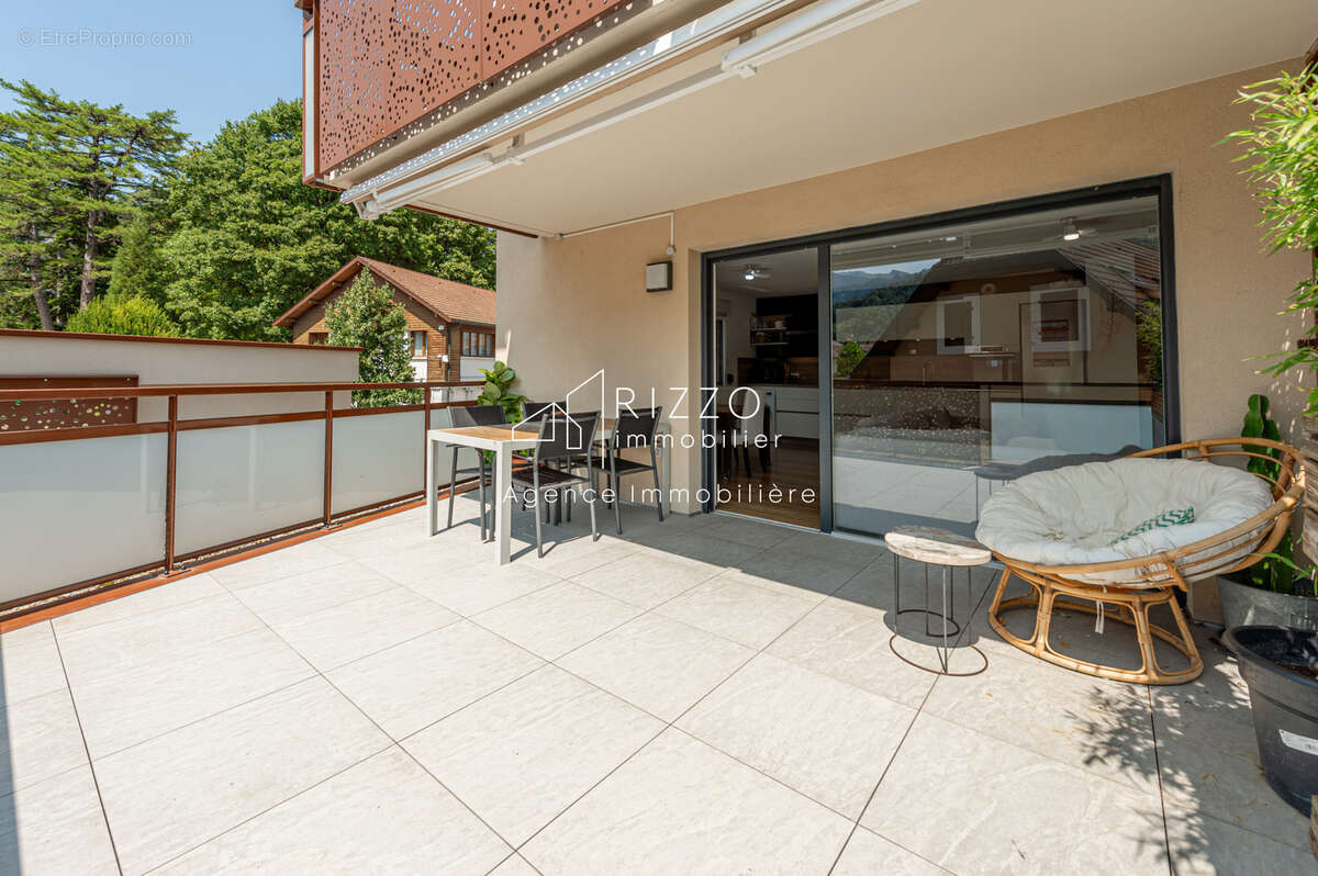 Appartement T4 avec grande terrasse à Faverges-Seythenex - photo 11